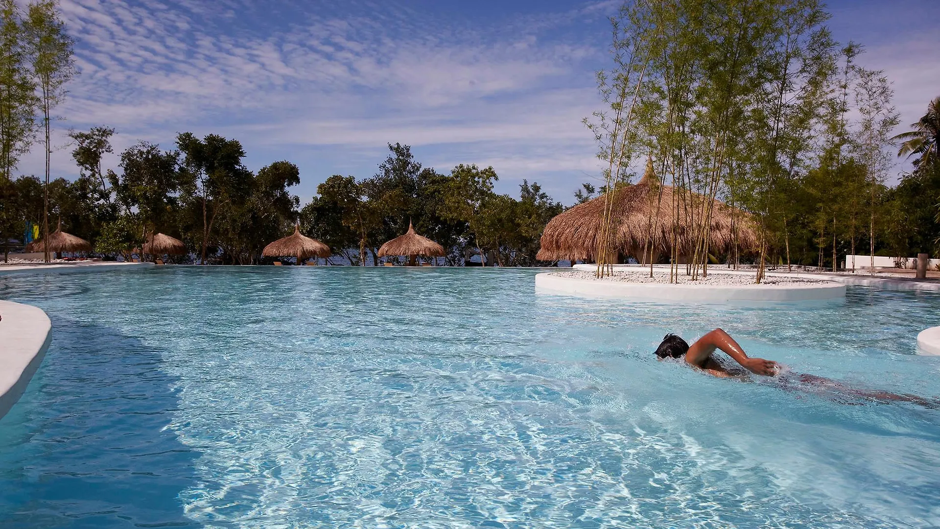 Bluewater Panglao Beach Resort