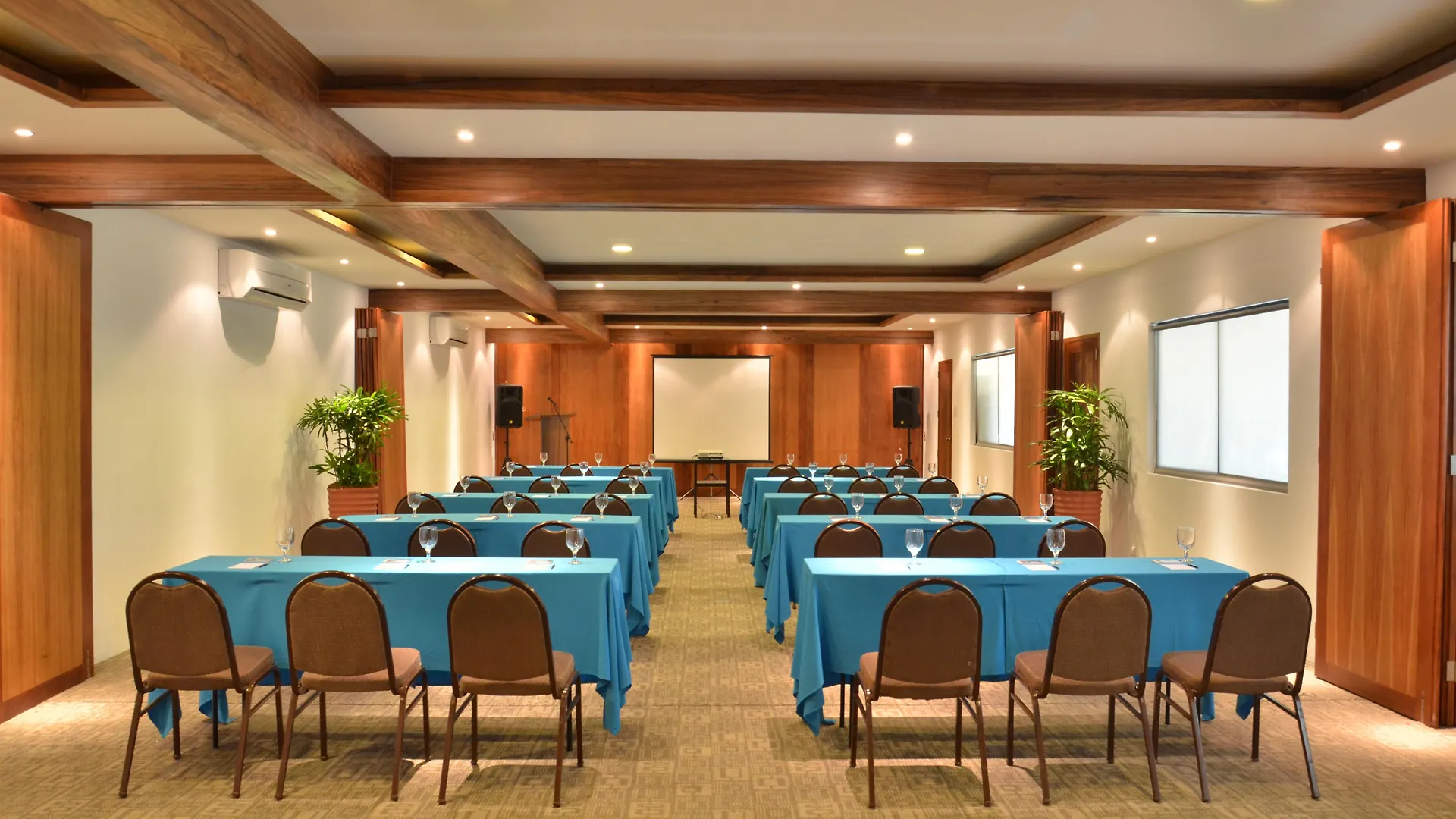 Bluewater Panglao Beach Resort